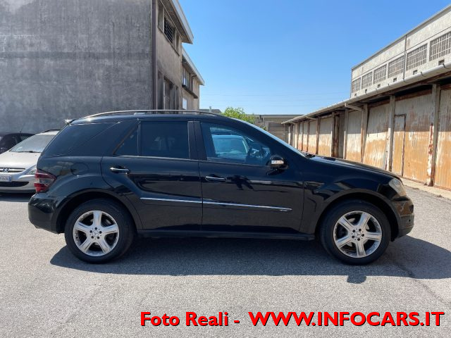MERCEDES-BENZ ML 320 usata, con Chiusura centralizzata