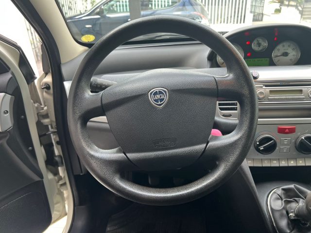 LANCIA Ypsilon usata, con Servosterzo