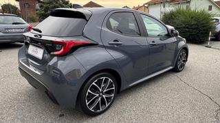 TOYOTA Yaris usata, con Autoradio