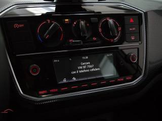 VOLKSWAGEN up! usata 36