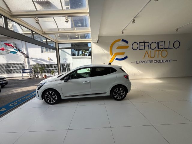 RENAULT Clio usata, con Controllo automatico clima