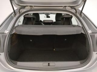 OPEL Corsa usata, con Sedile posteriore sdoppiato