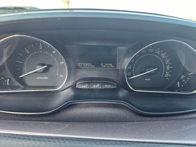 PEUGEOT 2008 usata, con Cruise Control