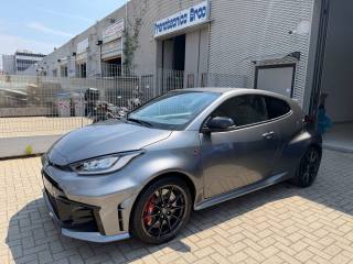 TOYOTA Yaris usata, con Airbag laterali