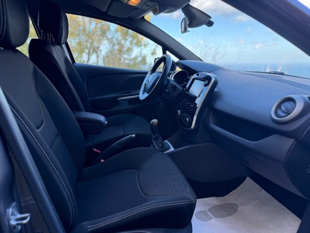 RENAULT Clio usata, con Sistema di navigazione