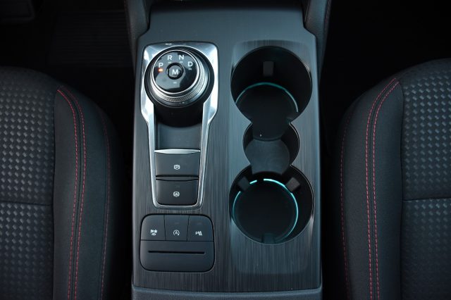 FORD Kuga usata, con Volante in pelle