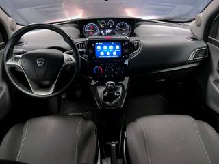 LANCIA Ypsilon usata, con ESP