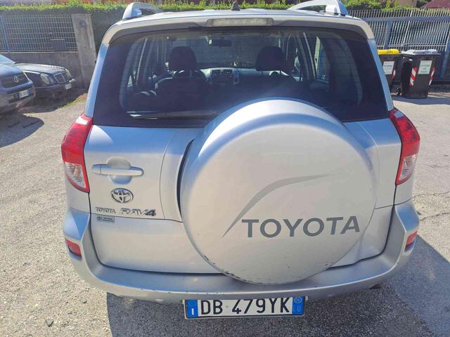 TOYOTA RAV 4 MY23 usata 18