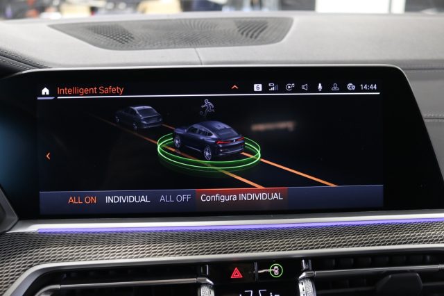 BMW X6 usata, con Telecamera per parcheggio assistito