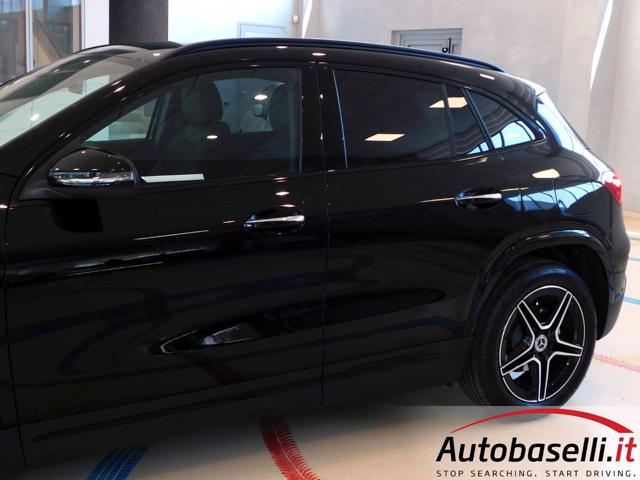 MERCEDES-BENZ GLA 180 usata, con Volante in pelle