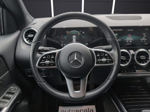 MERCEDES-BENZ GLA 200 usata, con Servosterzo