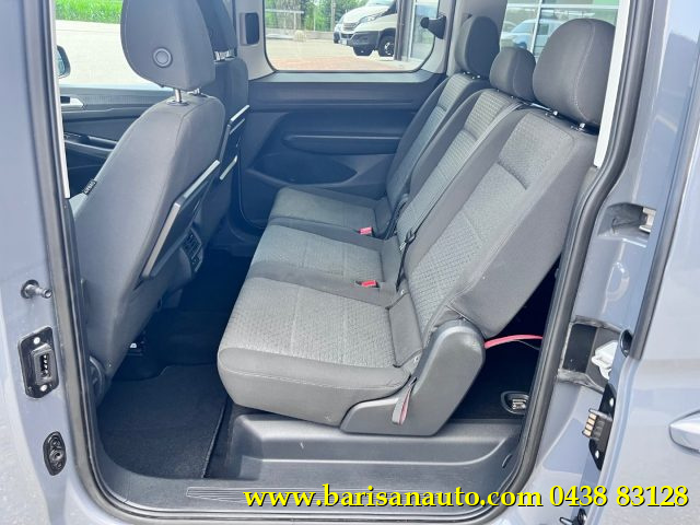 FORD Tourneo Connect usata, con Autoradio
