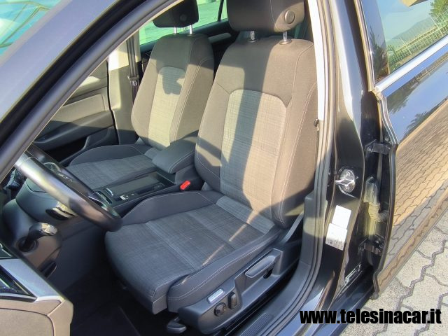 VOLKSWAGEN Passat Variant usata, con ESP