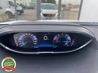 PEUGEOT 3008 usata, con Autoradio