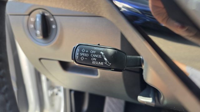 SKODA Octavia usata, con Volante in pelle