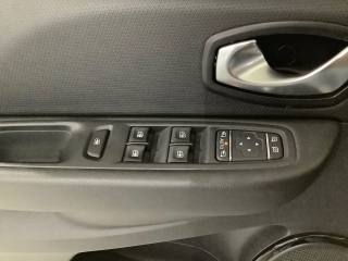 RENAULT Clio usata, con Sensore di pioggia