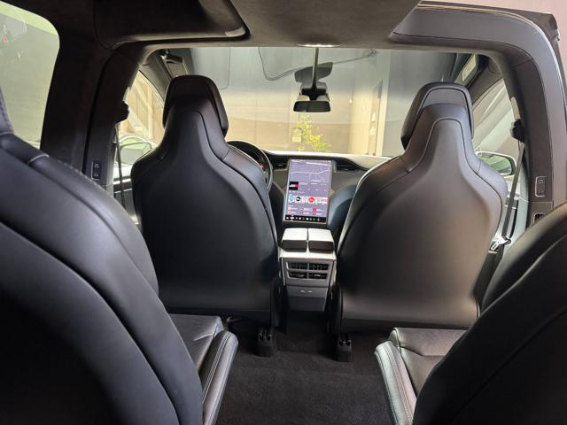 TESLA Model X usata, con Fendinebbia