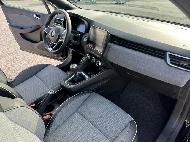RENAULT Clio usata, con Interni in pelle