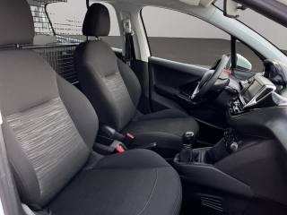 PEUGEOT 208 usata, con Cruise Control