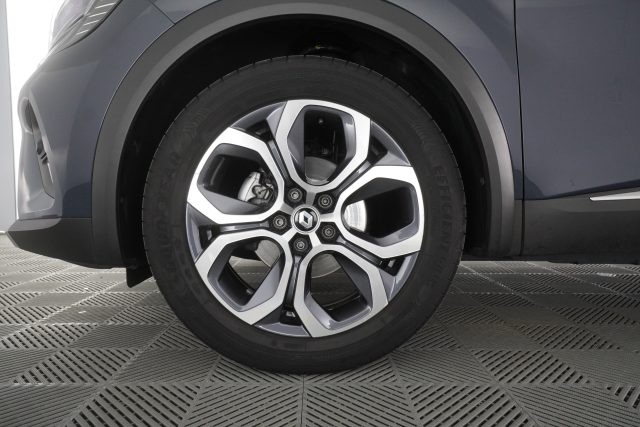 RENAULT Captur usata 8