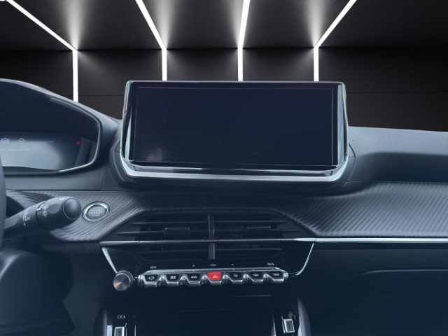 PEUGEOT 2008 usata, con Specchietti laterali elettrici