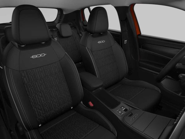 FIAT 600e usata, con Autoradio