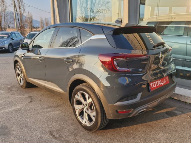 RENAULT Captur usata, con Autoradio