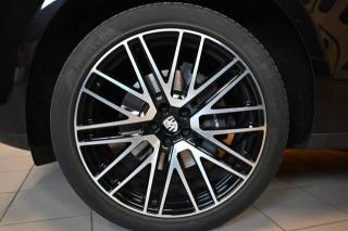PORSCHE Macan usata 16