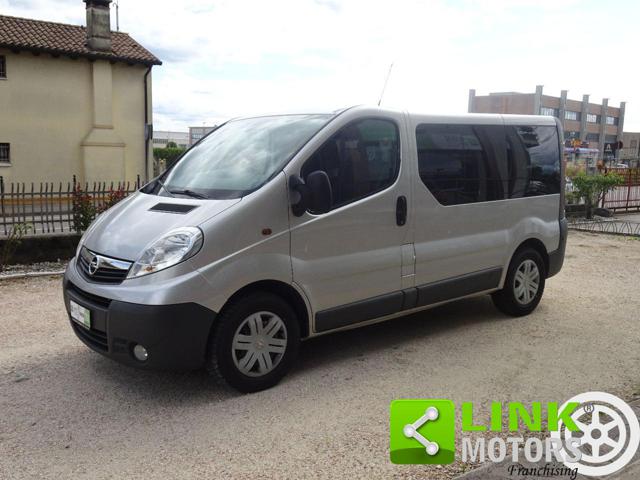 OPEL Vivaro usata, con ESP