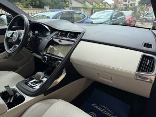 JAGUAR E-Pace usata, con Controllo trazione