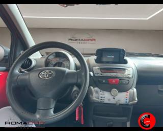 TOYOTA Aygo usata 8