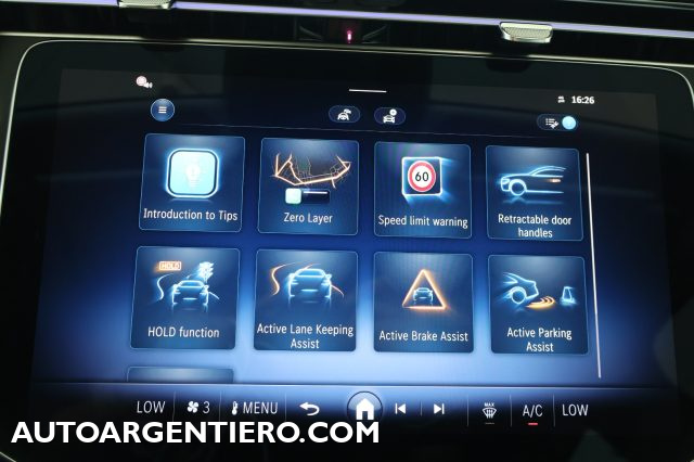 MERCEDES-BENZ E 220 usata, con Sistema di navigazione