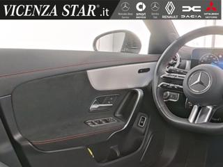 MERCEDES-BENZ CLA 180 usata, con Controllo automatico clima