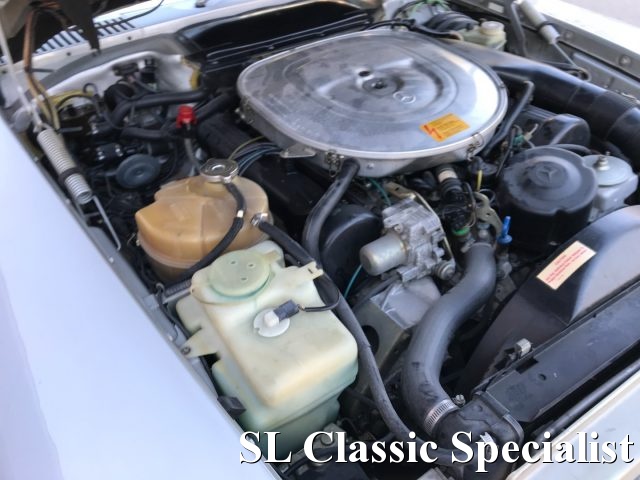 MERCEDES-BENZ SL 560 usata 82