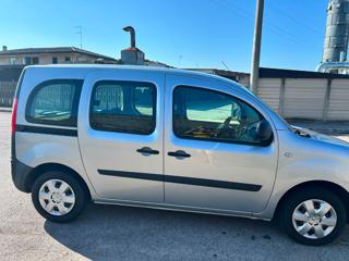 RENAULT Kangoo usata, con Chiusura centralizzata