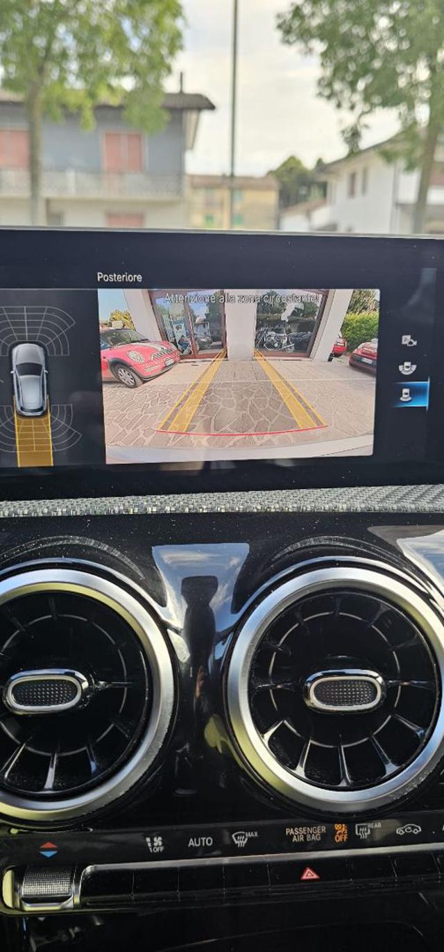 MERCEDES-BENZ A 180 usata, con Park Distance Control