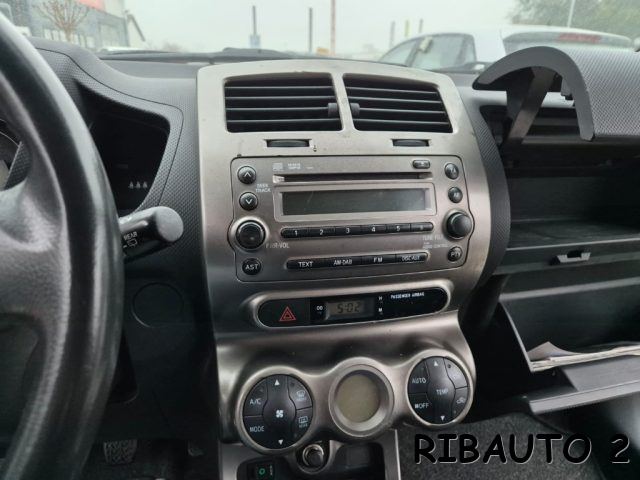 TOYOTA Urban Cruiser usata, con Autoradio