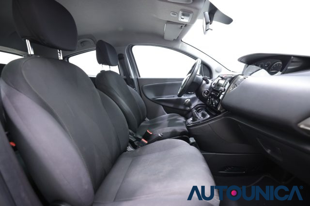 LANCIA Ypsilon usata 35