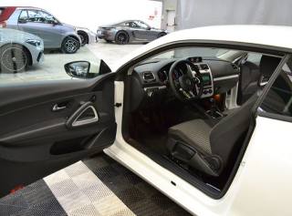 VOLKSWAGEN Scirocco usata, con Airbag