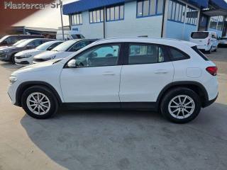 MERCEDES-BENZ GLA 180 usata, con Antifurto