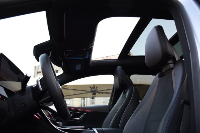 MERCEDES-BENZ EQE usata, con Boardcomputer