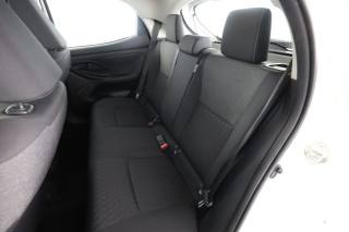 TOYOTA Yaris usata 3