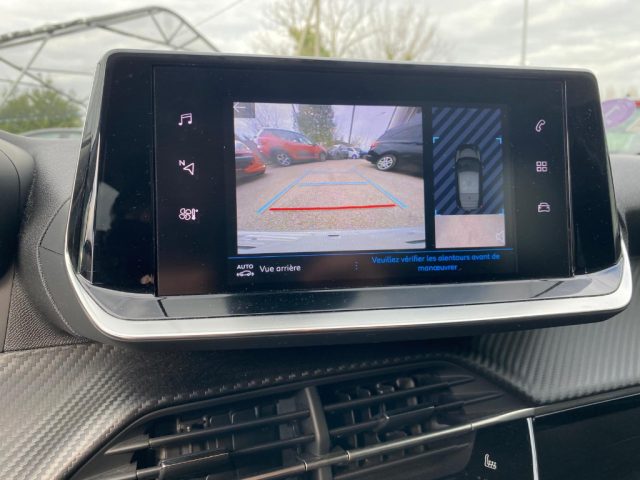 PEUGEOT 208 usata, con Park Distance Control