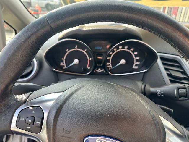 FORD Fiesta usata, con Servosterzo