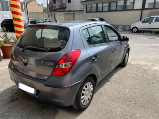 HYUNDAI i20 usata, con Autoradio
