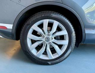 VOLKSWAGEN Touareg usata, con Controllo trazione