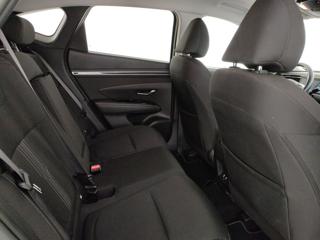 HYUNDAI Tucson usata, con Sedile posteriore sdoppiato