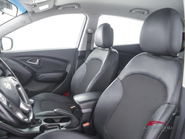 HYUNDAI iX35 usata 8