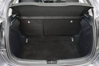 TOYOTA Yaris usata 30