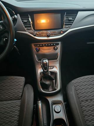 OPEL Astra usata, con Fendinebbia
